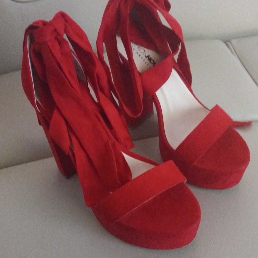 Fashion Nova Red Suede Ankle-Tie Sandals Size: - Picture 4 of 17